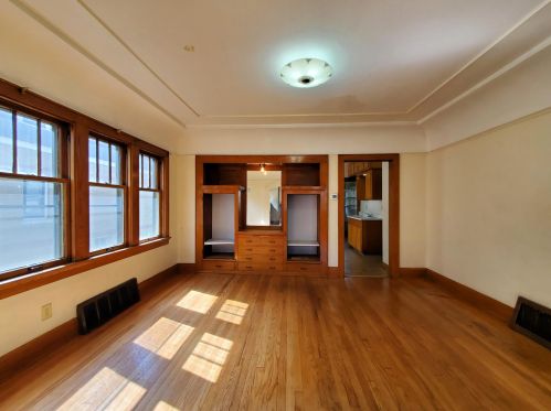 2825 52, Milwaukee WI 53210-1607 exterior