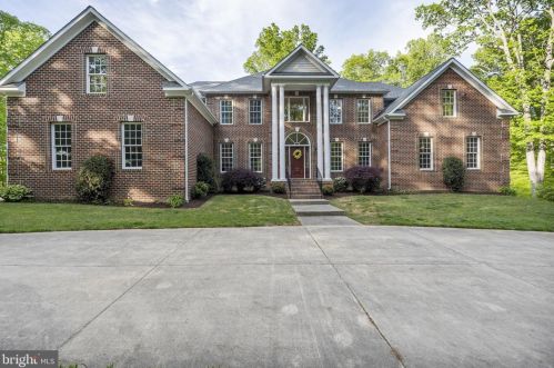 20 Hartlake Dr, Fredericksburg VA  22406-4635 exterior