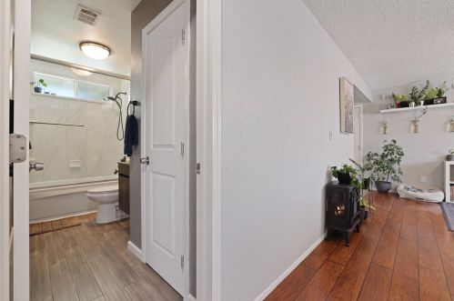 1708 Tulane Dr, Modesto CA  95355-1834 exterior