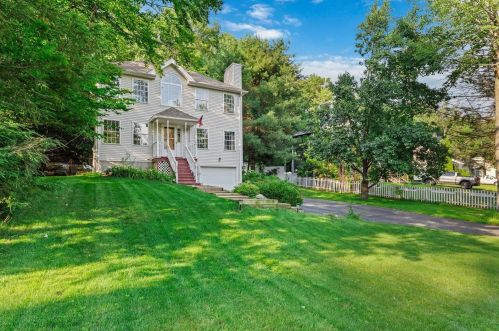 17 Meetinghouse Rd, Keene NH  03431-2065 exterior