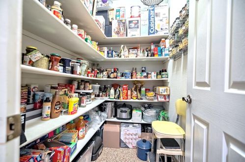 1741 Greger St, Valley Home CA 95361-8685 exterior