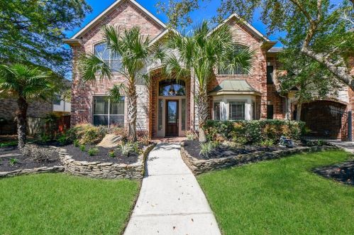 7719 Creek Water Ln, Humble, TX 77396-1687