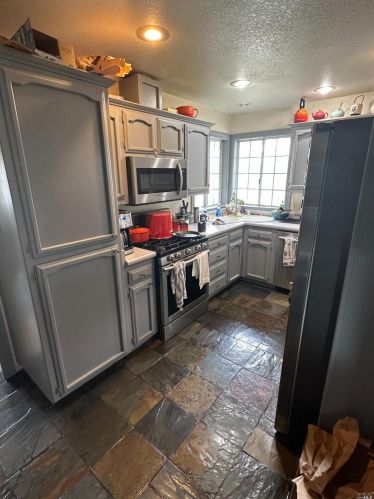 5160 White Tail Pl, Lake Nacimiento, CA 93446-7384