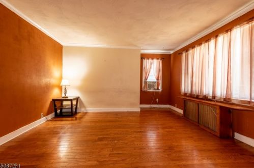 794 Harrison St, Rahway, NJ 07065-3512