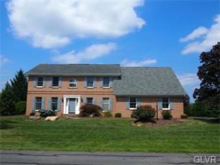 4421 Bachman Dr, Schnecksville, PA 18078-2247