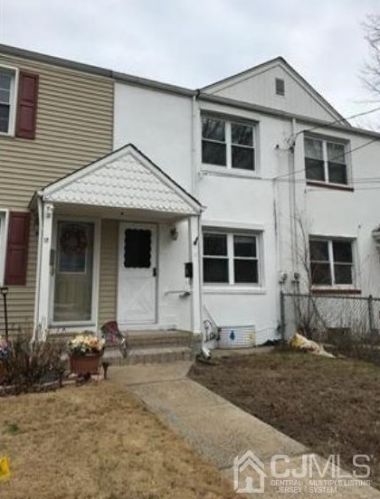 10 Roosevelt Ct, Metuchen NJ  08840-1427 exterior