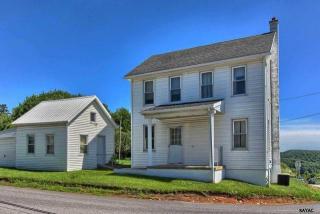 1125 Pleasant Ave, Yoe, PA 17313-9652
