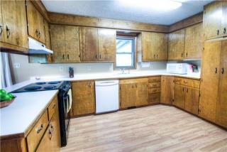 5741 Bending Chestnut Rd, Franklin, TN 37064-9204