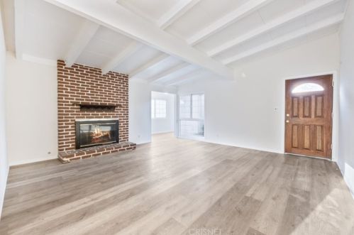 27325 Santa Clarita Rd, Santa Clarita CA  91350-1317 exterior