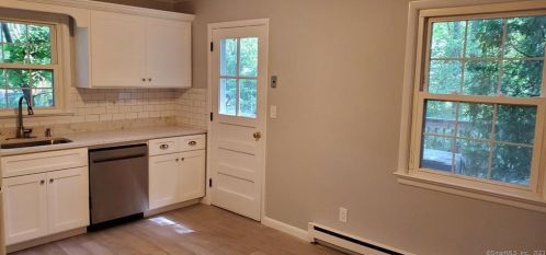 50 River St, New Canaan CT  06840-4231 exterior