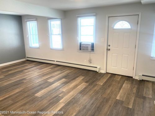 320 Park Place Ave, Bradley Beach, NJ 07720-1431