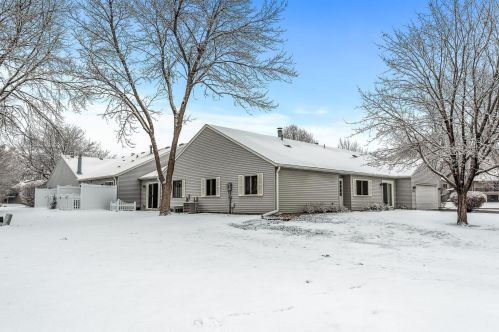 5106 148th St, Saint Paul MN 55124-6923 exterior