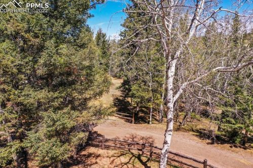 1329 Southpark Rd, Twin Rock CO  80816-8991 exterior