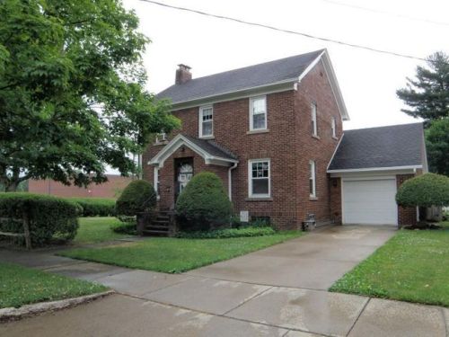 320 Wright St, Corry, PA 16407-1220