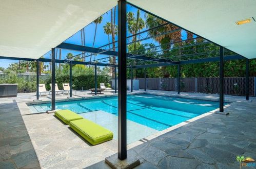 1207 Calle De Maria, Palm Springs CA  92264-8503 exterior