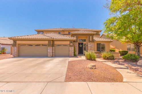 871 Toledo St, Gilbert, AZ 85295-5479