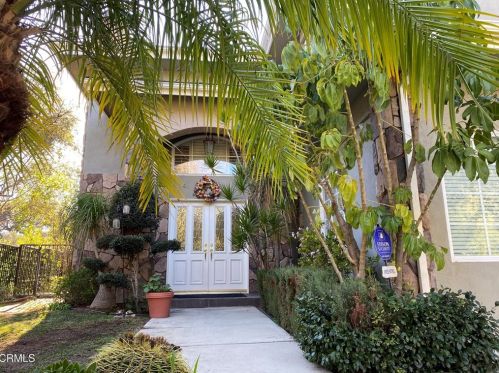 621 Acorn Pl, Glendale, CA 91206-1724