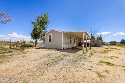 3175 Cactus Dr, Chino Valley, AZ 86323-4964