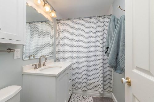 6845 James Ave, Minneapolis MN 55423-2146 exterior