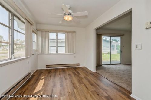 129 Whittier Rd, Bricktown NJ  08724-2404 exterior