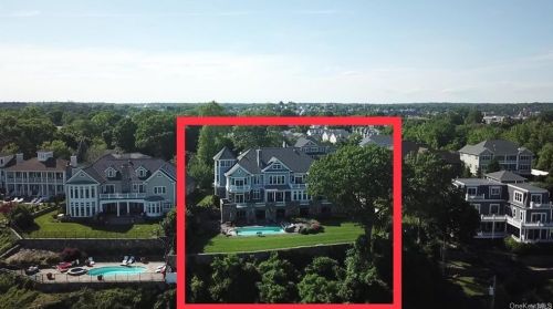 8 Hilltop Dr, Rye Brook NY  10573-5308 exterior