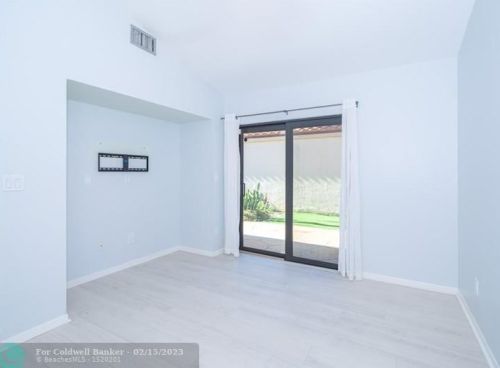 175 Executive Cir, Boynton Beach FL  33436-1835 exterior