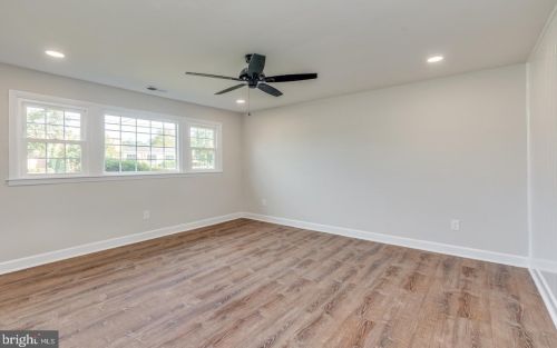 2423 Branch Pike, Riverton NJ  08077-4262 exterior