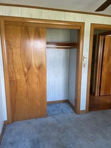 1403 Crestview Dr, Somerset PA  15501-2749 exterior