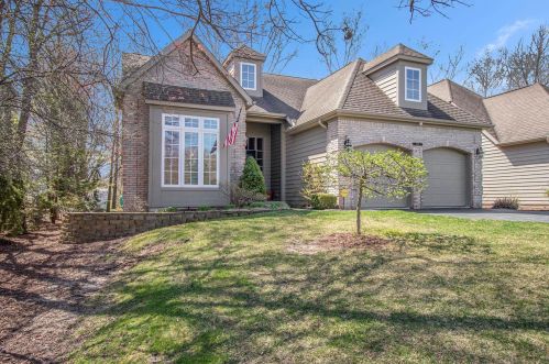 1605 Lake George Dr, Mishawaka, IN 46545-4063