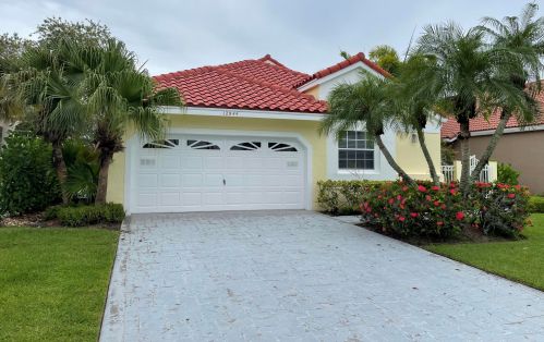 12944 Touchstone Pl, West Palm Beach, FL 33418-6985