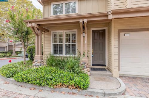 1111 River Rock Ln, Danville, CA 94526-4002