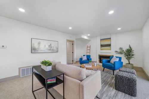 278 Cheyenne Dr, Vacaville CA  95688-2412 exterior