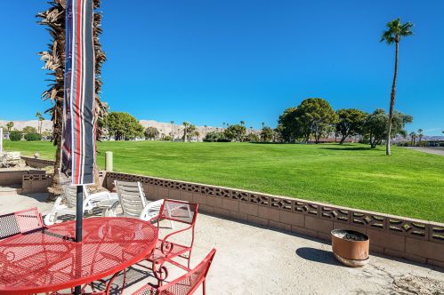 16900 Greenway Ct, Desert Hot Springs, CA 92241-8252