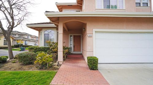 1318 Avoset Ter, Sunnyvale, CA 94087-3270
