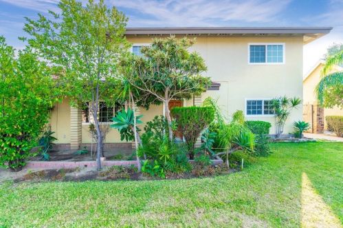 249 Heather St, Rialto CA  92376-2813 exterior