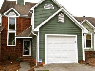 2820 Shadowbrook Ln, Winston Salem, NC 27103-6675