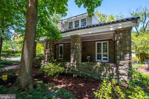 3747 Huntington St, Washington, DC 20015-1817