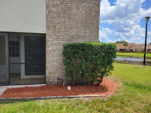 1030 Parkside Green Dr, West Palm Beach, FL 33415-1430