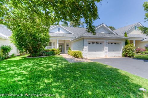 11 Brightwinds Ct, Lakewood, NJ 08701-7340