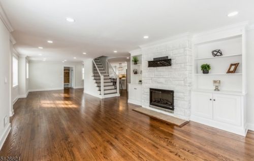 38 La Secla Pl, Berkeley Heights NJ  07922-1234 exterior