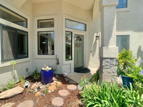 2435 Deland Dr, Alpine, CA 91901-3192