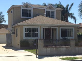 5114 142nd St, Hawthorne CA  90250-6608 exterior