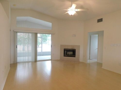 2749 Pine Brush Dr, Lakeland, FL 33813-5875