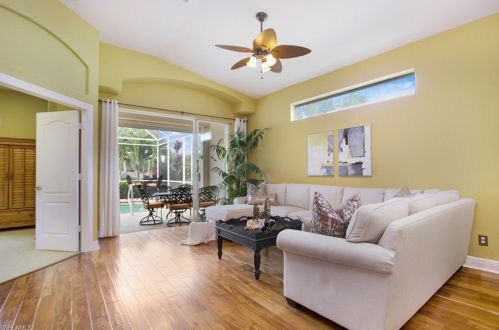 8599 Ibis Cove Cir, Naples FL  34119-7746 exterior