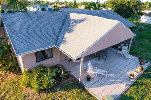 2115 Addison St, Fort Pierce FL 34984-4708 exterior