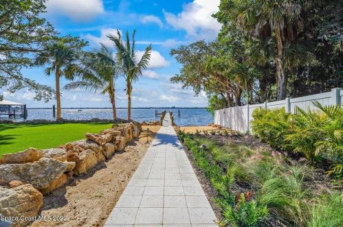 8475 Tropical Trl, Merritt Island FL  32952-6805 exterior