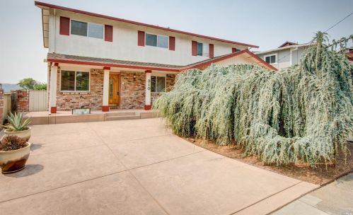 310 M St, Benicia, CA 94510-2708
