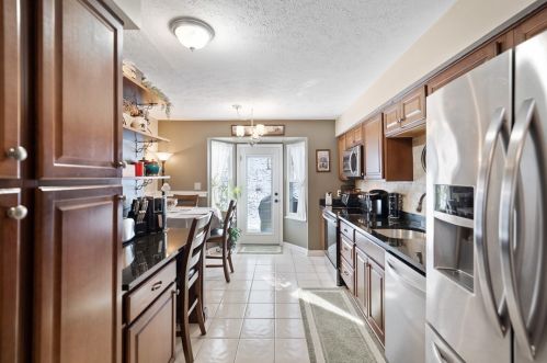 7044 Clubview Dr, Bridgeville PA  15017-1097 exterior