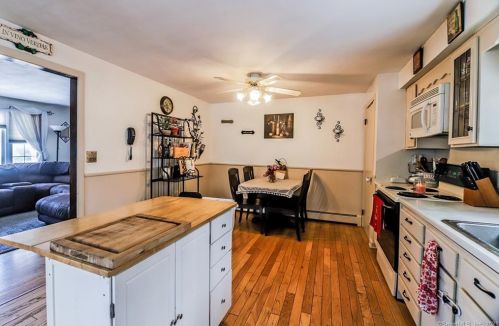 55 Dorothy Dr, Middletown CT 06457-5312 exterior