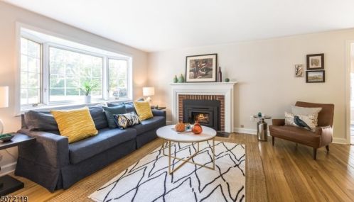 7 Potter Ct, Montclair NJ  07043-1514 exterior